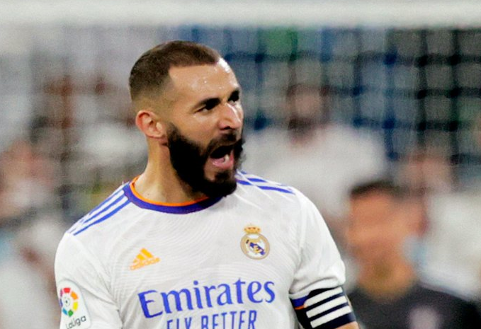 Real Madrid sorprende con fichaje de niño de 13 años ¡con bigote!